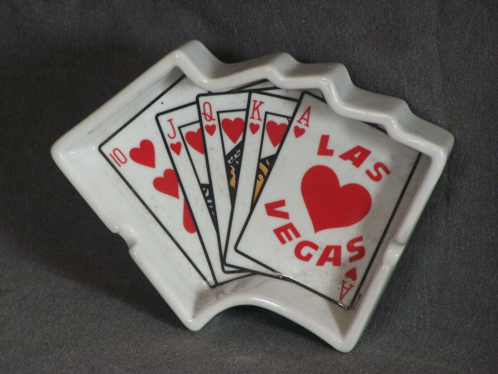 Vintage Las Vegas Poker Hearts Royal Flush Playing Cards Ceramic Ashtray